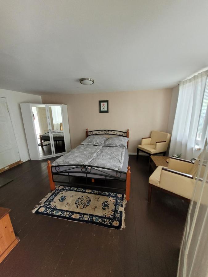 Haus Evelynchen Apartment 1 Deutschhof Fehrbellin ภายนอก รูปภาพ
